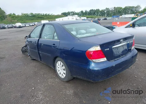2006 Toyota Camry Le/Xle/Se z USA, uszkodzony, nr VIN 4T1BE32K86U161753